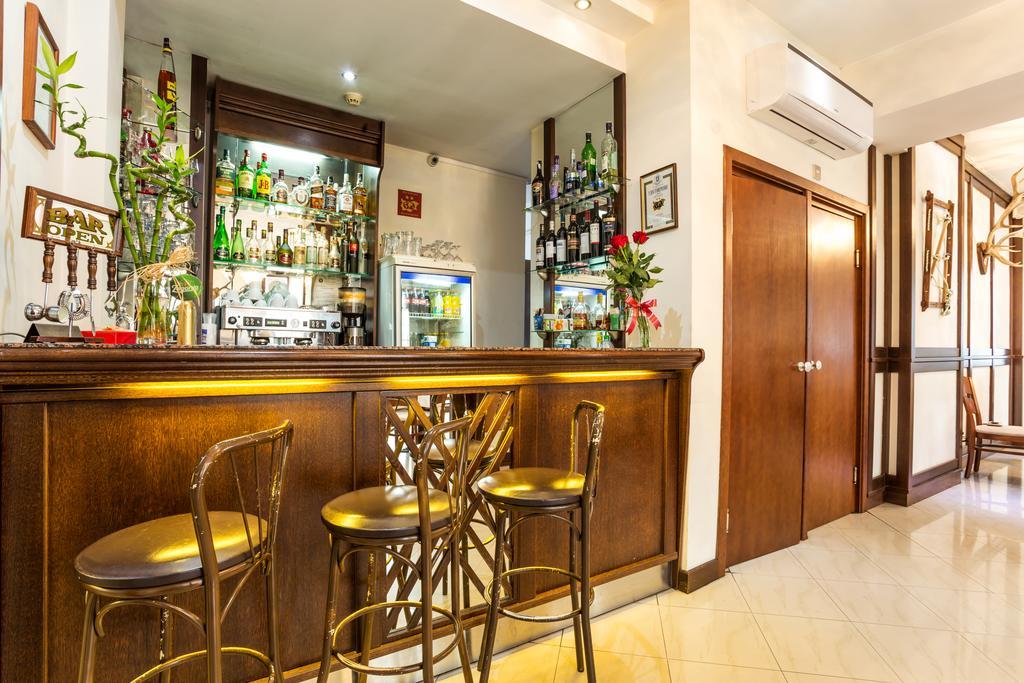 Family Hotel Тетевен Екстер'єр фото