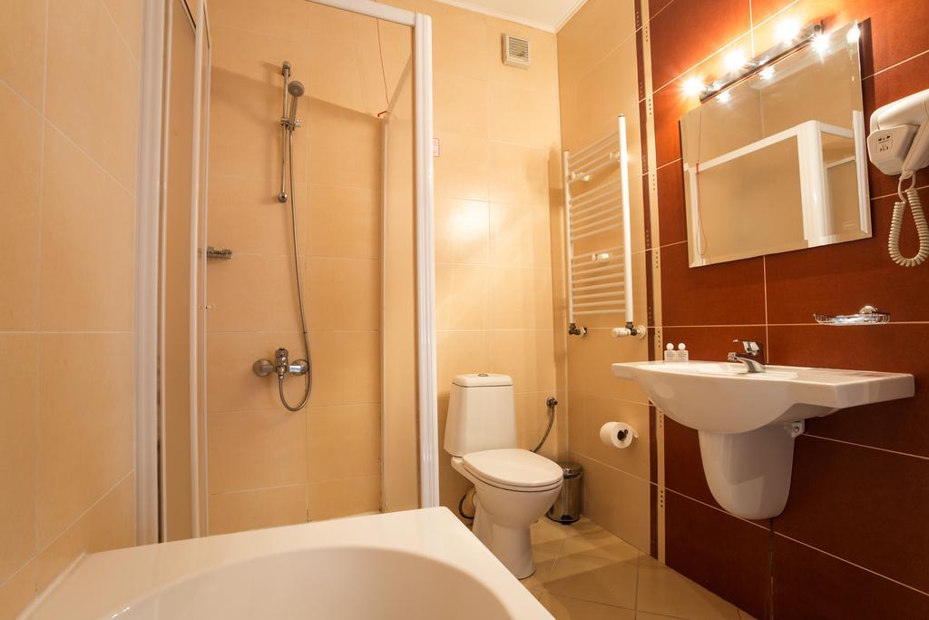 Family Hotel Тетевен Екстер'єр фото
